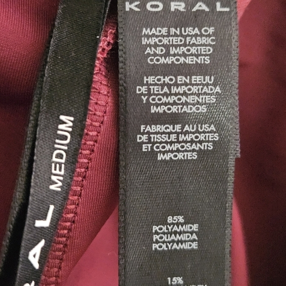 NWT Koral faux leather looking leggings size medium - Picture 8 of 13